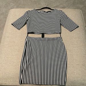 Forever 21 2-Piece skirt size L. Black and white stripe.
